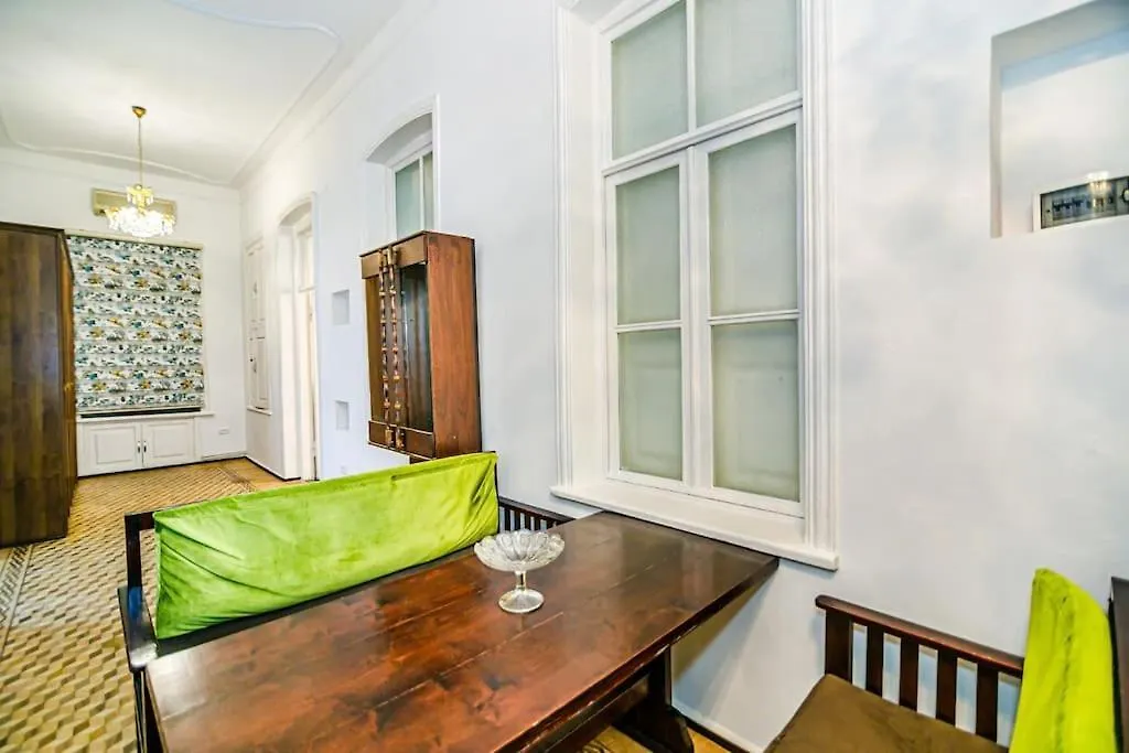 Spacious And Beautiful House Baku Apartment