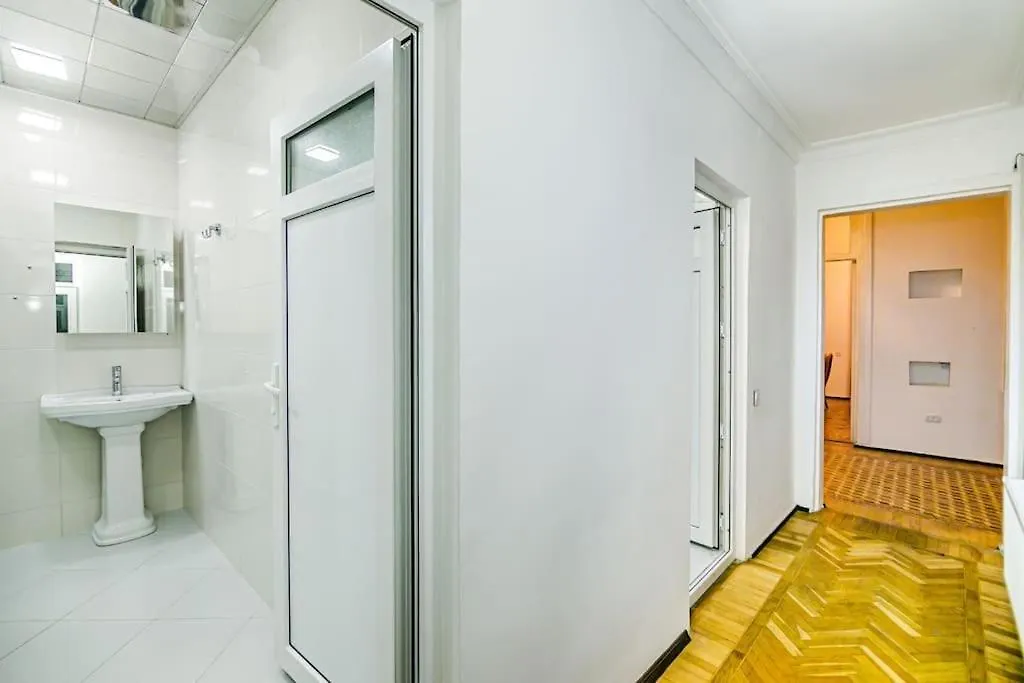 Apartment Spacious And Beautiful House Baku Azerbaijan